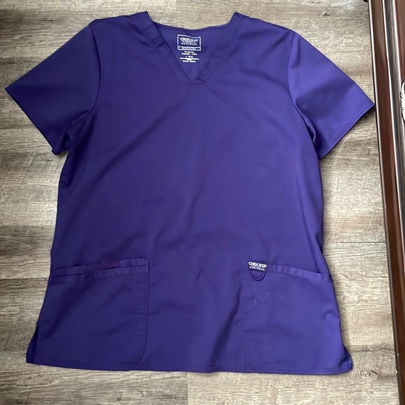 Scrubs Grape color Cherokee Set - Picture 1 of 2